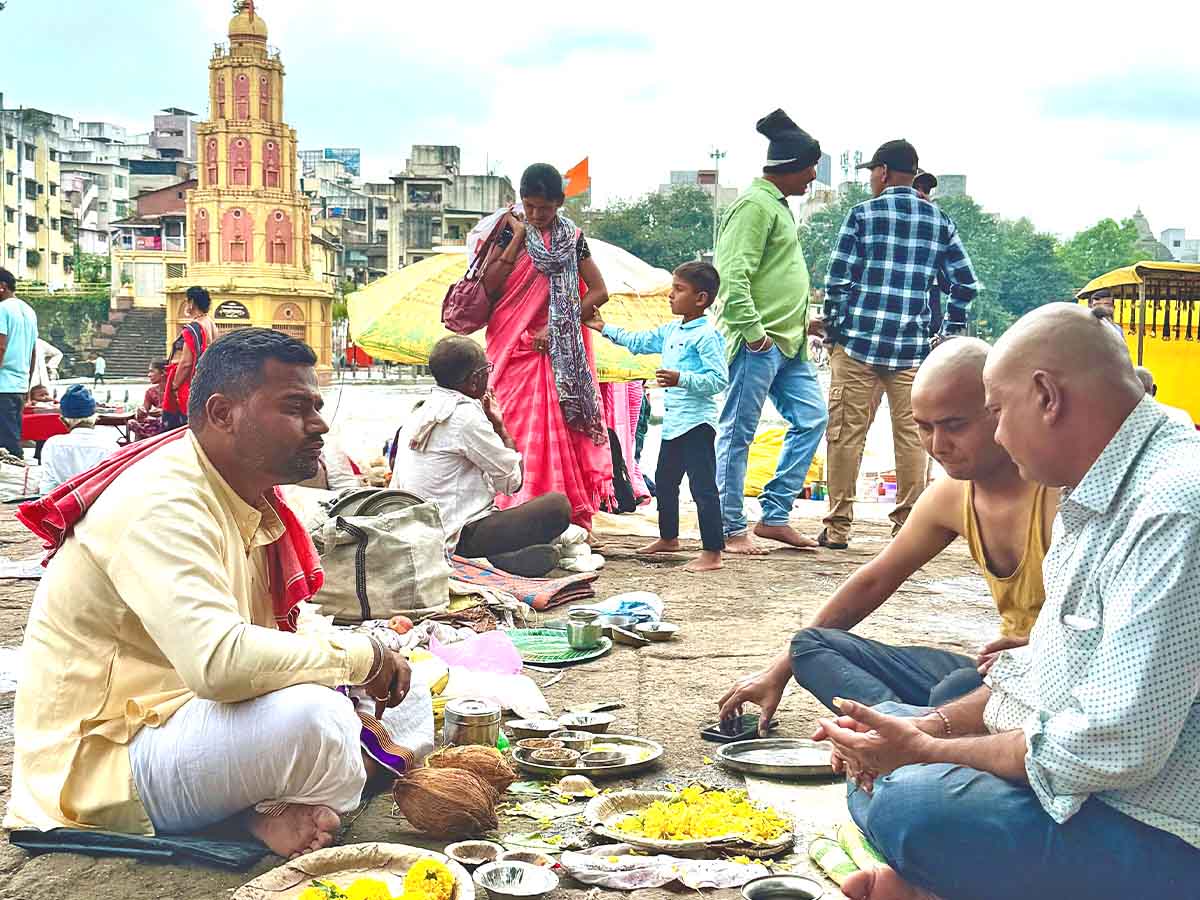 Asthi Visarjan at Ramkund Nashik