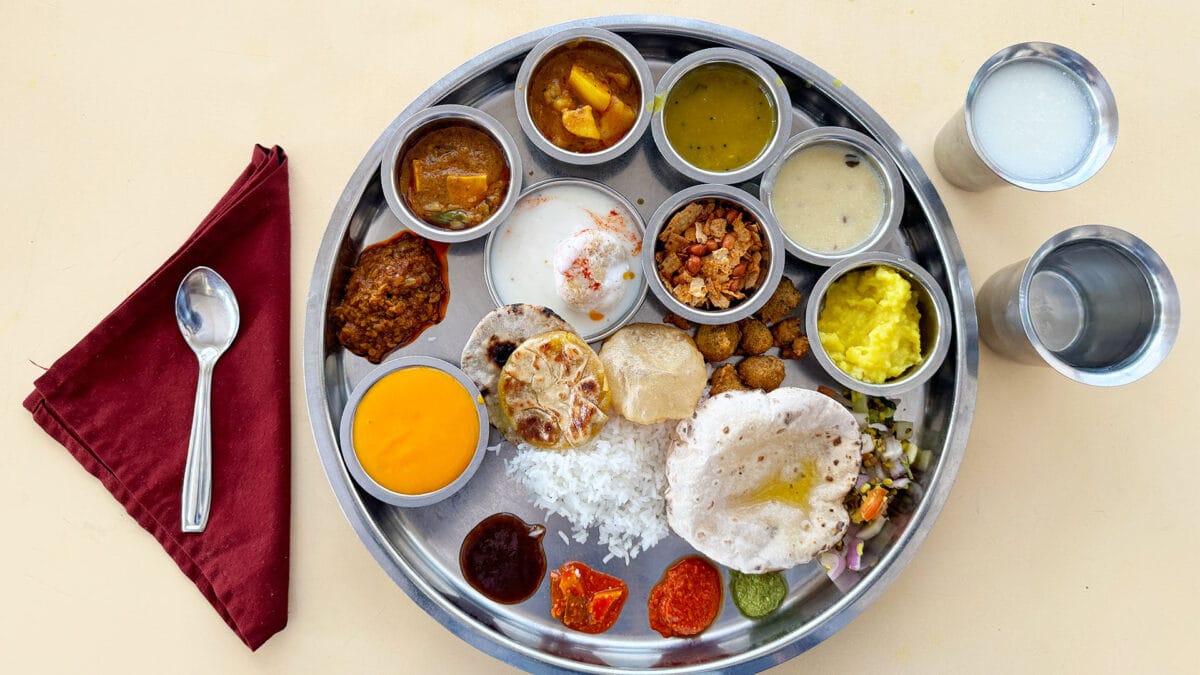 Pangat Thali at Hotel Panchavati Yatri: Best Gujarati Thali in Nashik 2025