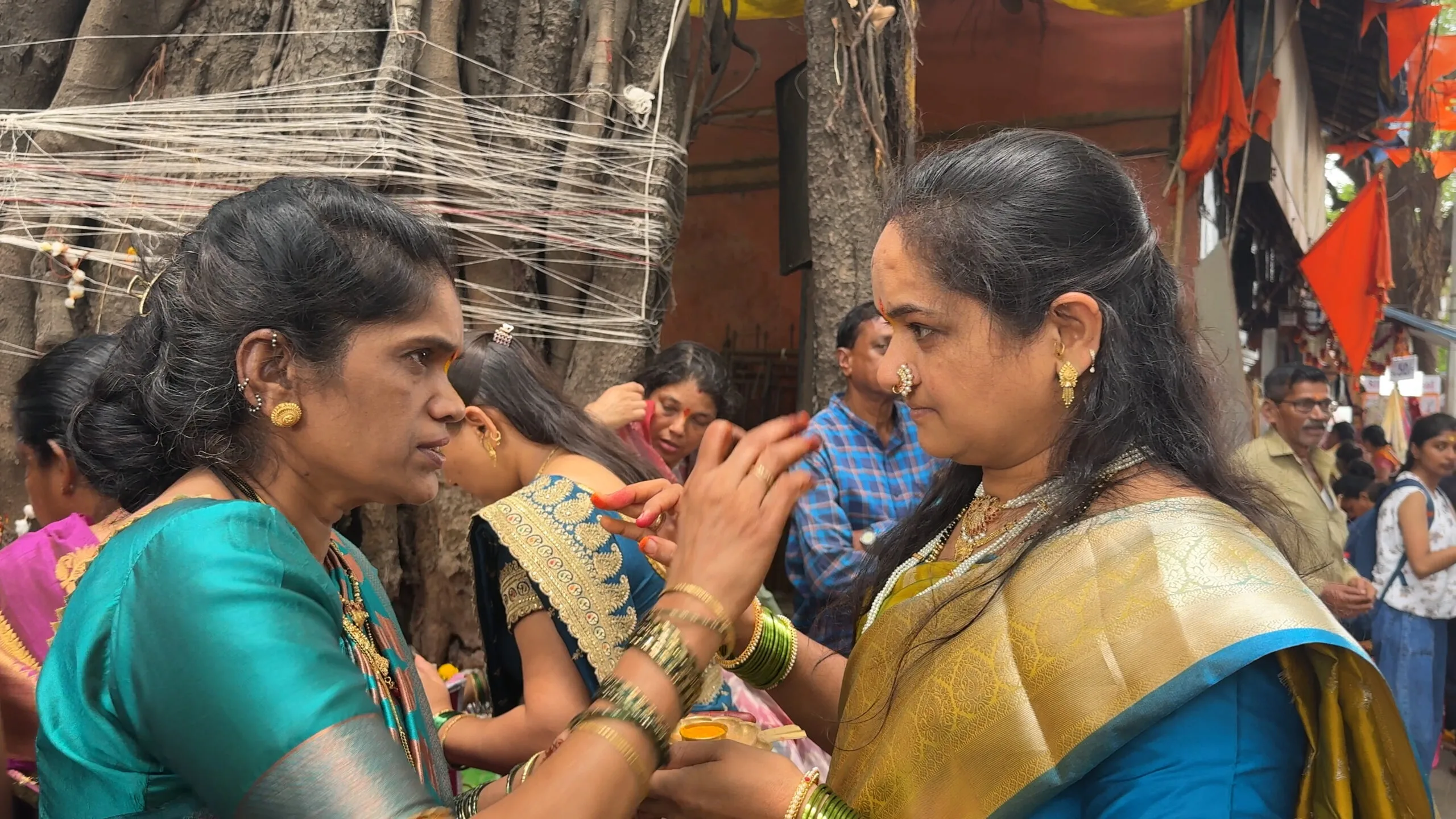 Vat Purnima 2025 Vat Savitri Vrat Katha Puja Vidhi Muhurat
