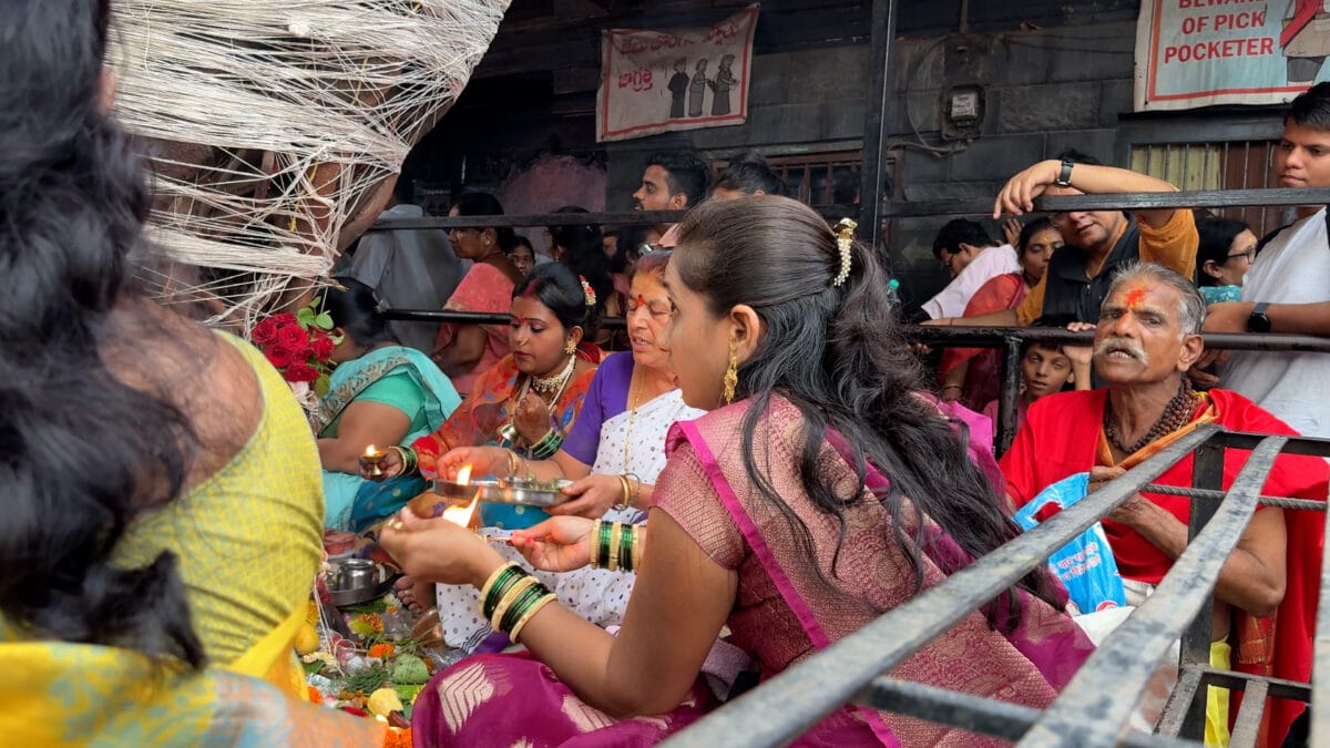 Vat Purnima 2025 Vat Savitri Vrat Katha Puja Vidhi Muhurat