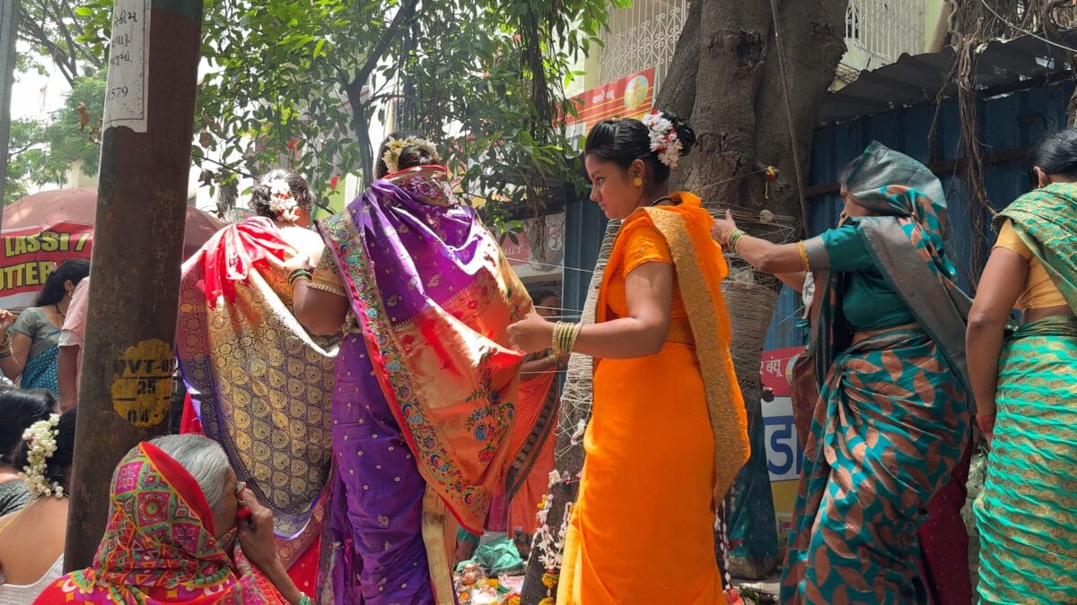 Vat Purnima 2025 Vat Savitri Vrat Katha Puja Vidhi Muhurat