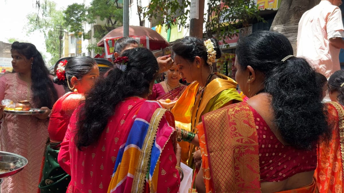 Vat Purnima 2025 Vat Savitri Vrat Katha Puja Vidhi Muhurat