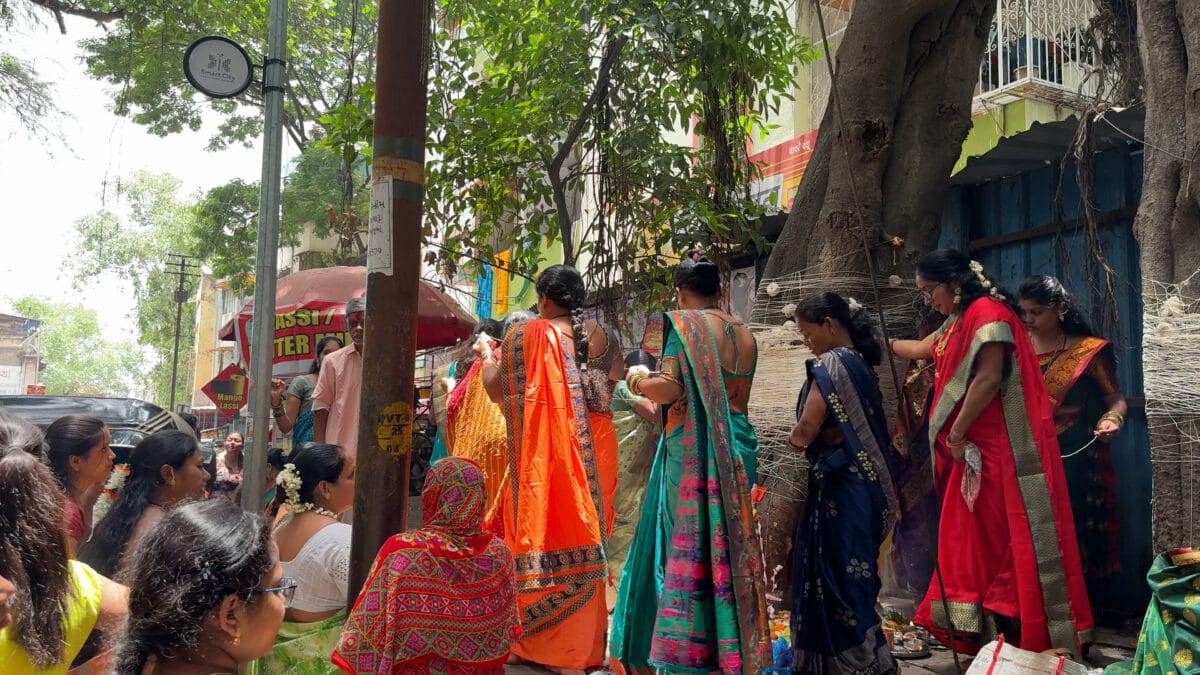 Vat Purnima 2025 Vat Savitri Vrat Katha Puja Vidhi Muhurat