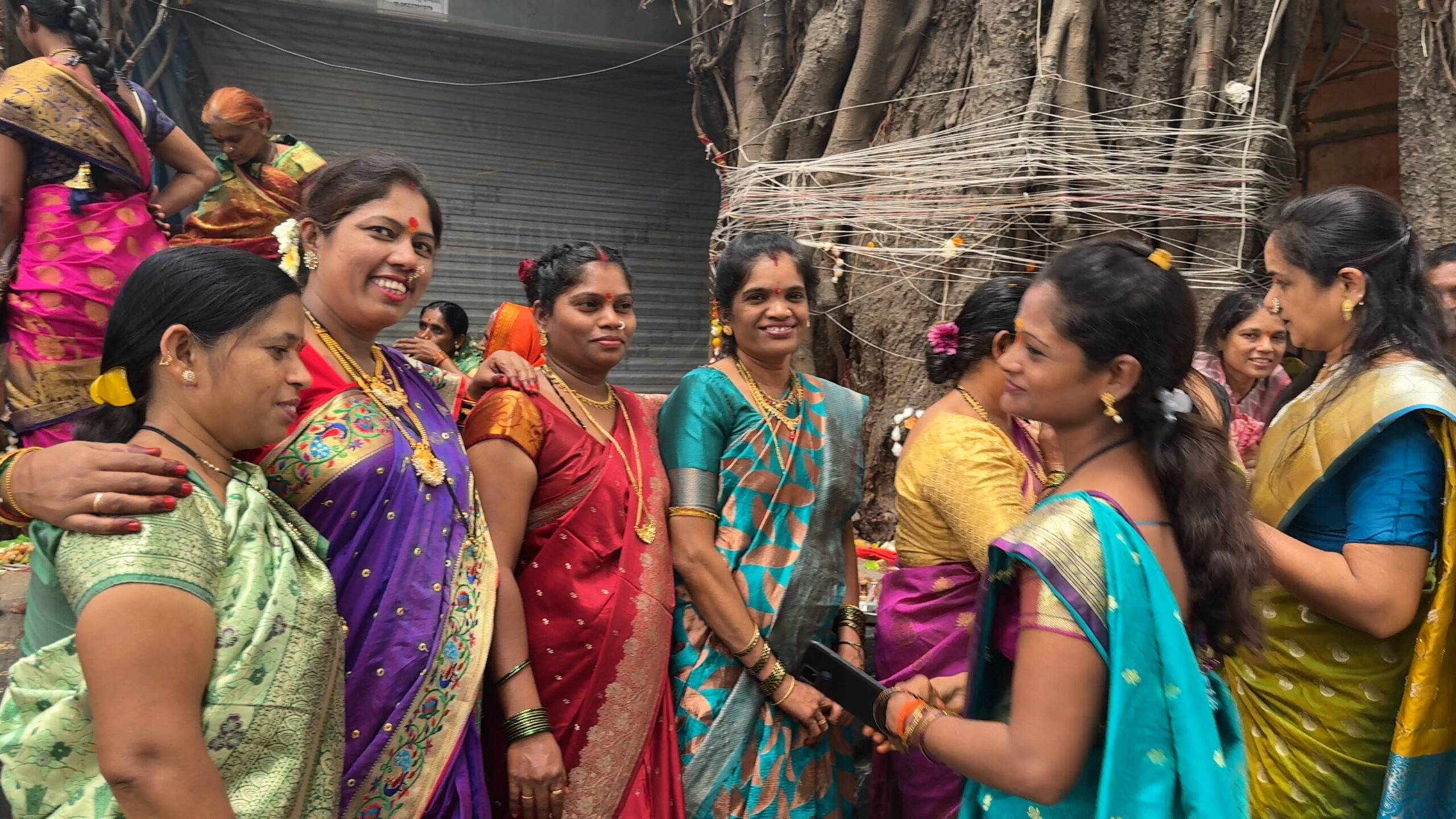 Vat Purnima 2025 Vat Savitri Vrat Katha Puja Vidhi Muhurat