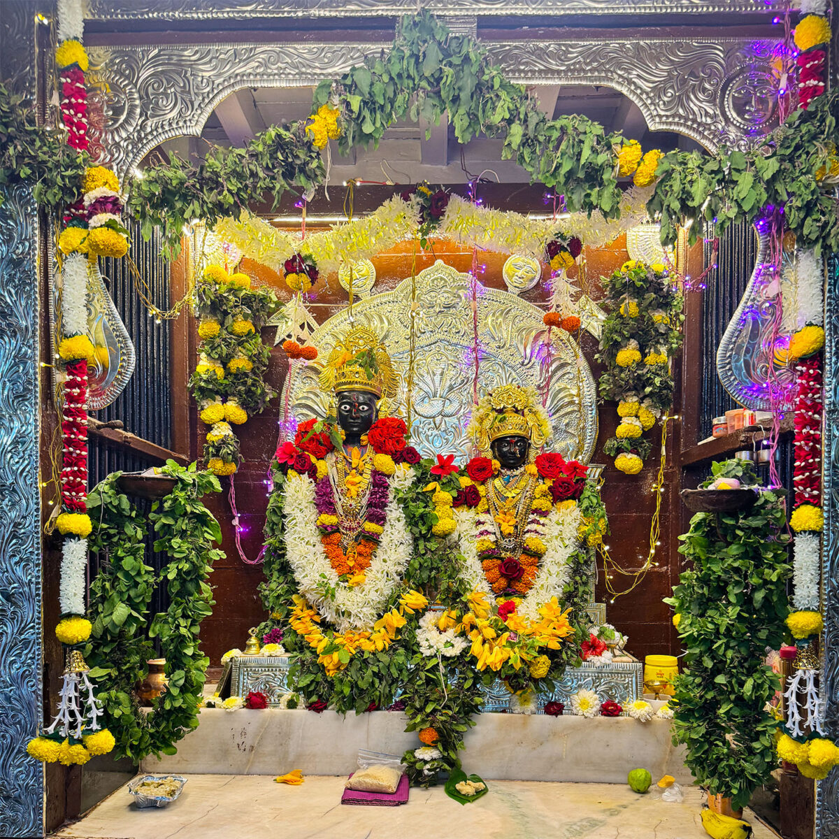 Margashirsha month 2025 date Mahalakshmi Guruvar Vrat Pooja Amavasya Purnima Images