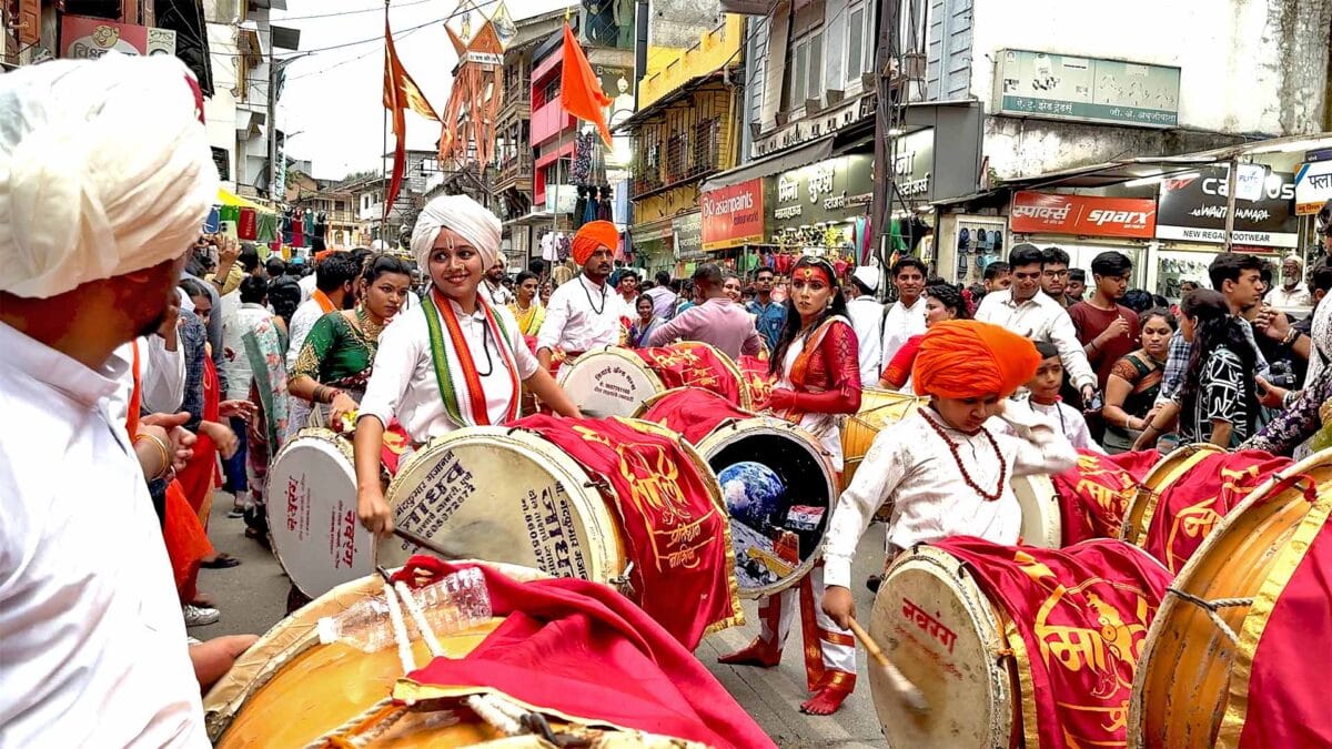 Ganesh Chaturthi 2025 Ganpati Bappa Morya Festival Ganesh Aarti Lyrics Ganeshotsav Nashik