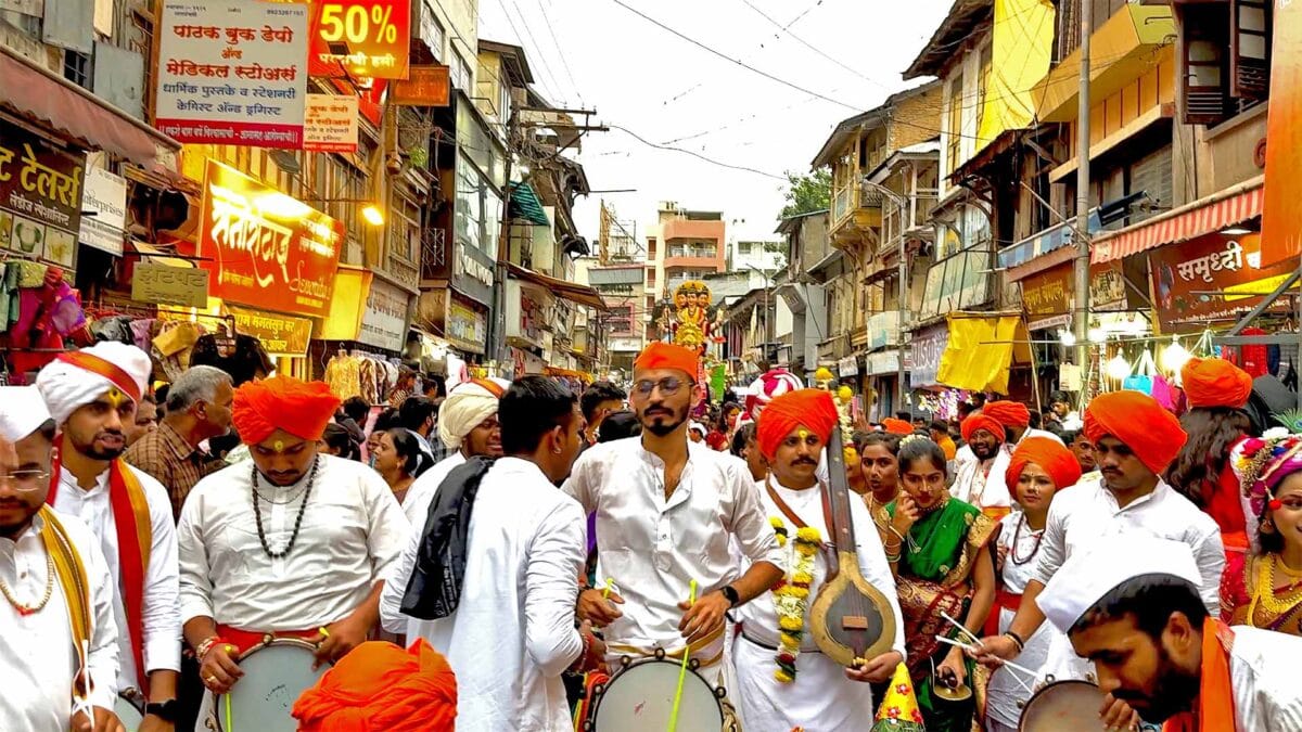 Ganesh Chaturthi 2025 Ganpati Bappa Morya Festival Ganesh Aarti Lyrics Ganeshotsav Nashik