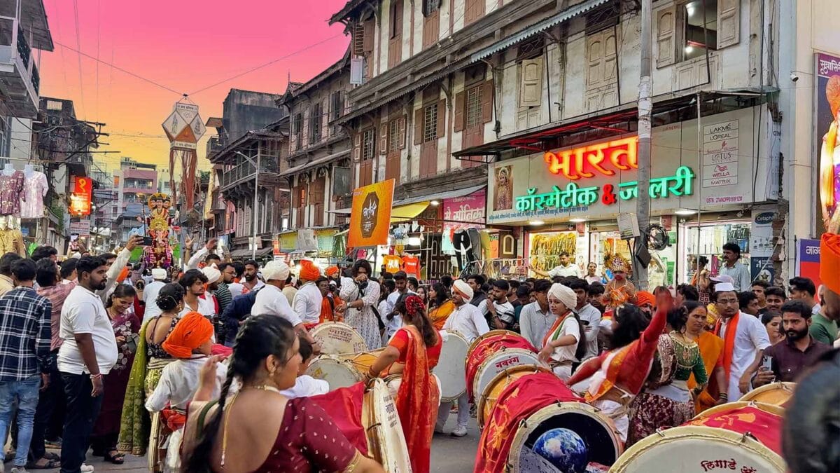 Ganesh Chaturthi 2025 Ganpati Bappa Morya Festival Ganesh Aarti Lyrics Ganeshotsav Nashik