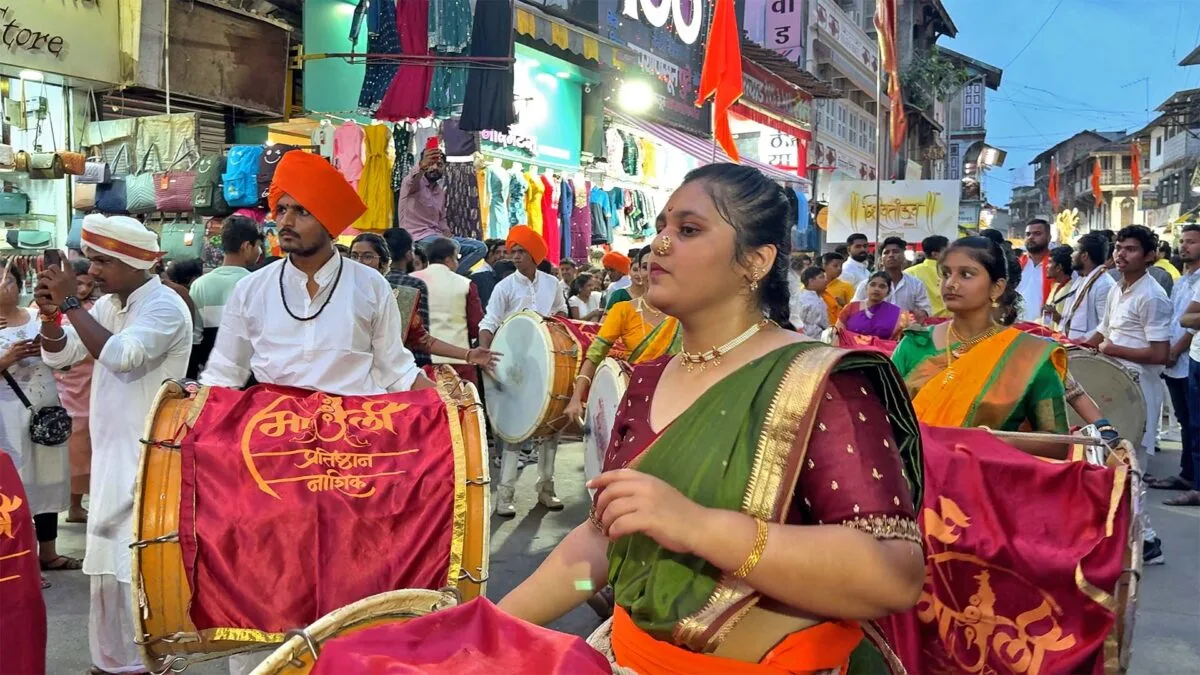 Kartiki Ekadashi 2025 Vitthal Rukmini Mauli Nashik Maharashtra