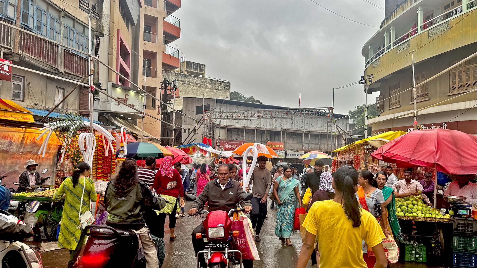 Hartalika Tritiya 2025 Teej Vrat Katha Puja Vidhi Nashik