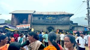 Trimbakeshwar Shiva Temple Shravan Somvar 2025 Nashik