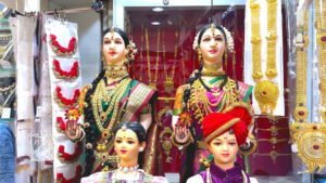 Gauri Ganpati Mahalakshmi Poojan Ganeshotsav Nashik 2025