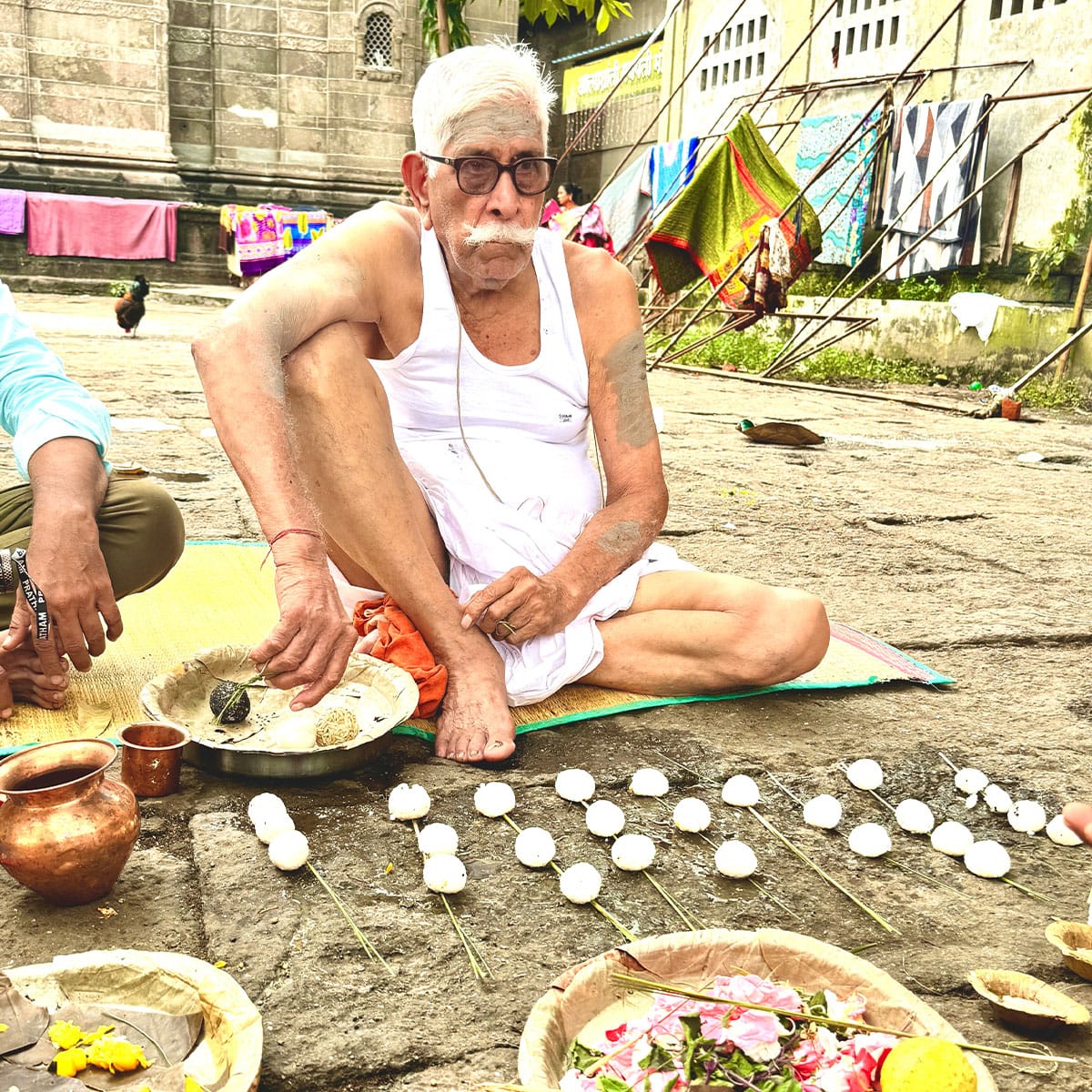 Pitru Paksha 2025 Shradh Pitra Paksh Ramkund Nashik