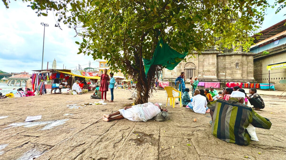 Pitru Paksha 2025 Shradh Pitra Paksh Ramkund Nashik