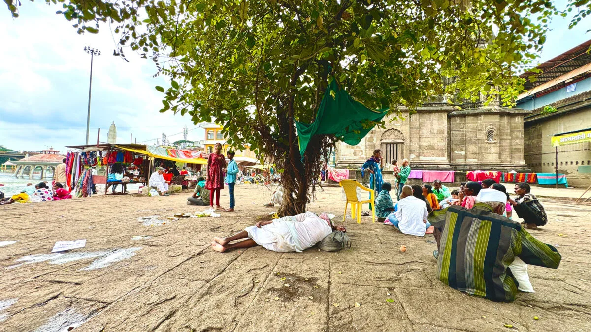 Pitru Paksha 2025 Shradh Pitra Paksh Ramkund Nashik