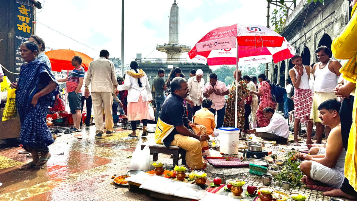 Sarvapitri Amavasya 2025 Pitru Paksha Shradh Rituals Ramkund Nashik