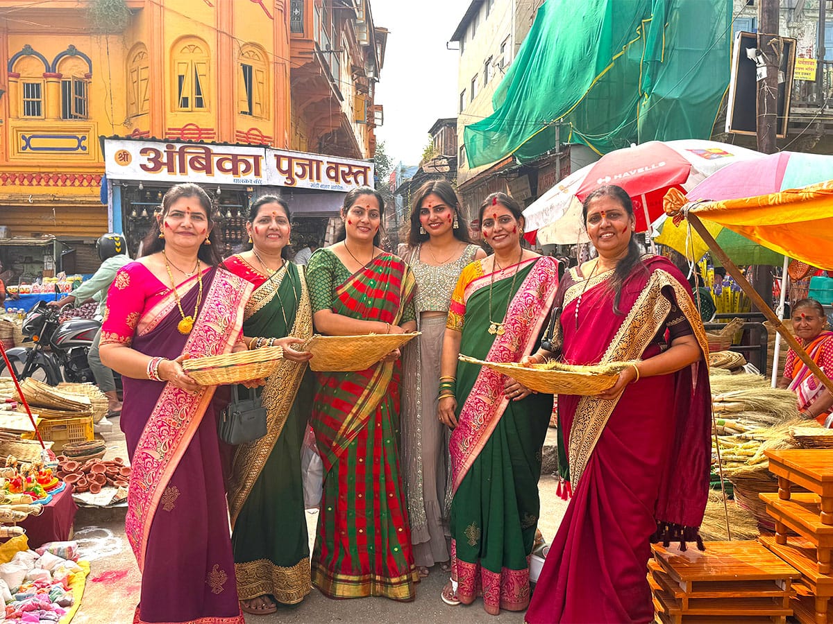 Diwali Festival Shopping Markets in Panchavati Nashik 2025 Images