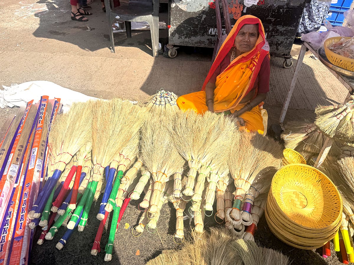 Diwali Festival Shopping Markets in Panchavati Nashik 2025 Images