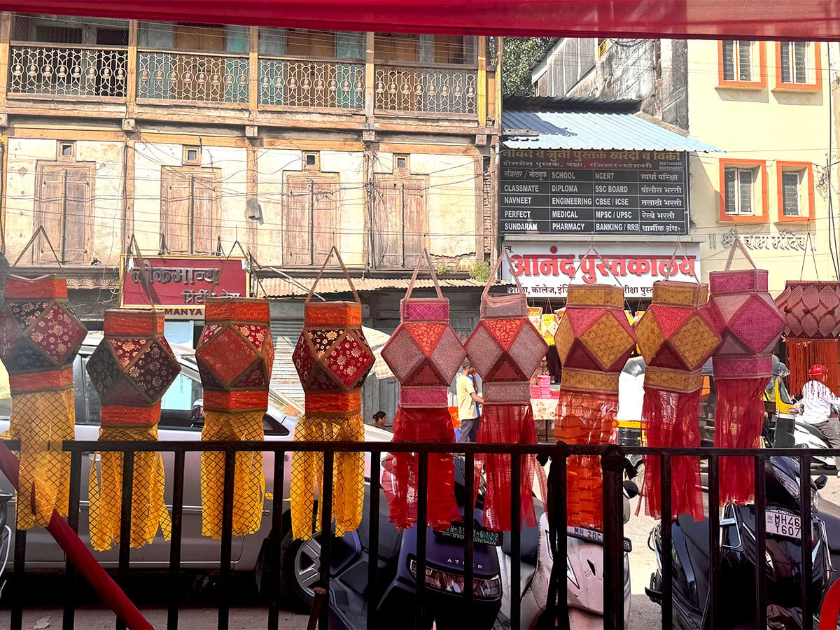 Diwali Festival Shopping Markets in Panchavati Nashik 2025 Images