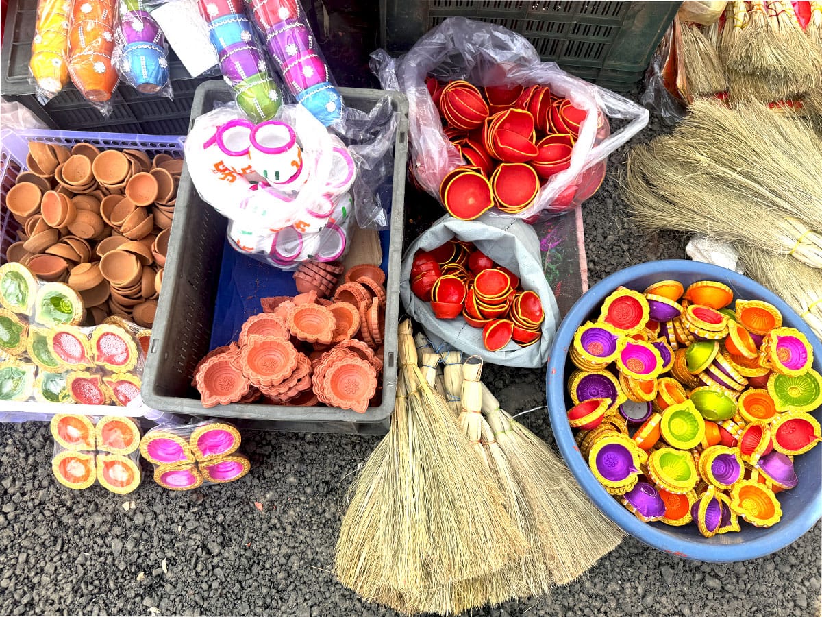 Diwali Festival Shopping Markets in Panchavati Nashik 2025 Images