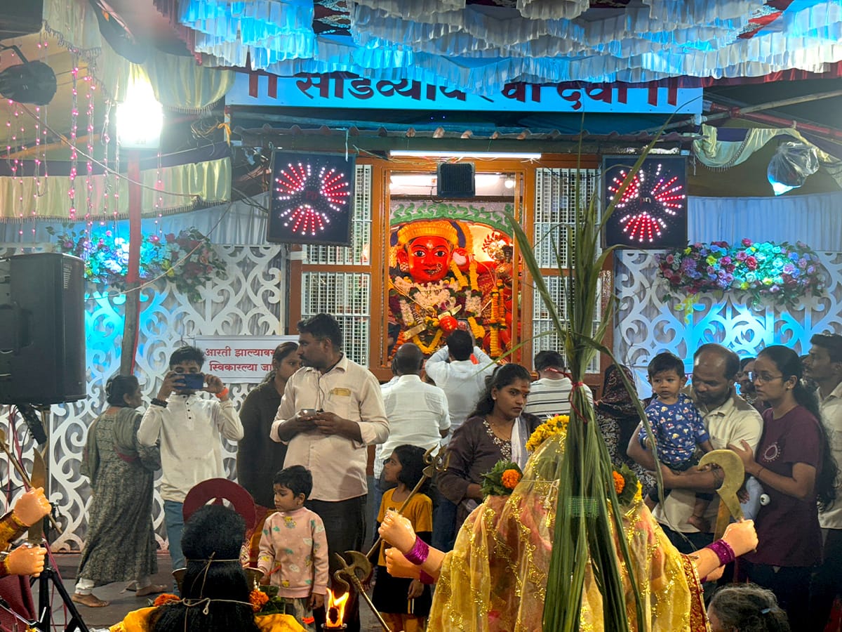 Navratri 2025 date images colours wishes Maa Durga Nashik