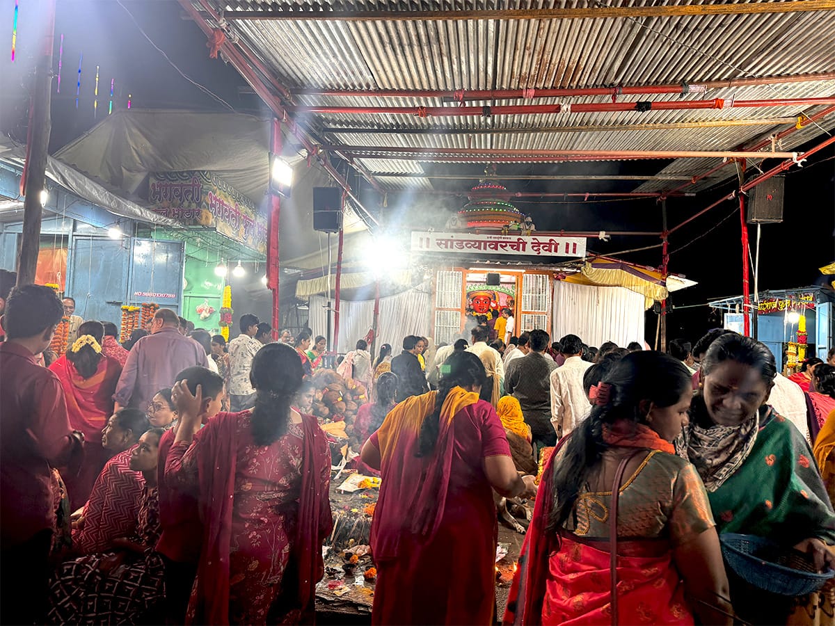 Navratri 2025 date images colours wishes Maa Durga Nashik