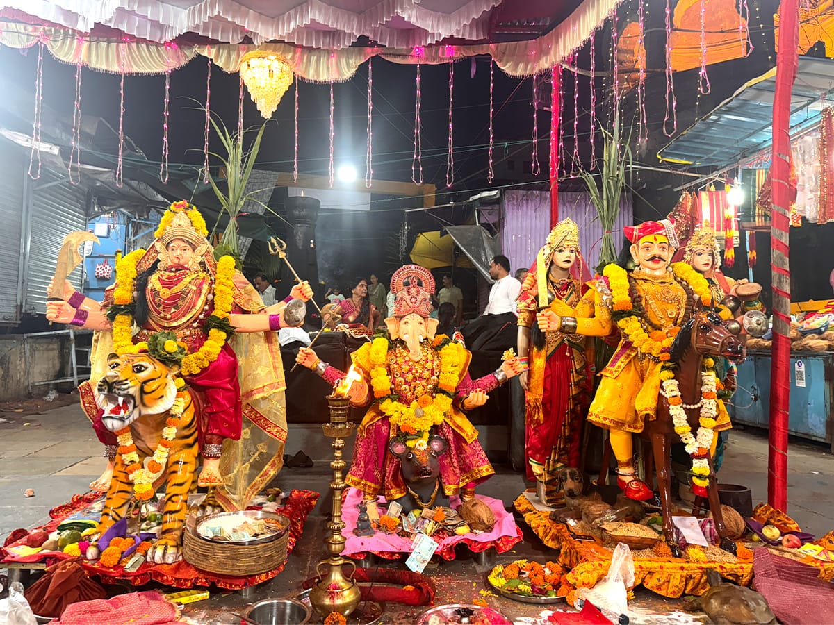 Navratri 2025 date images colours wishes Maa Durga Nashik