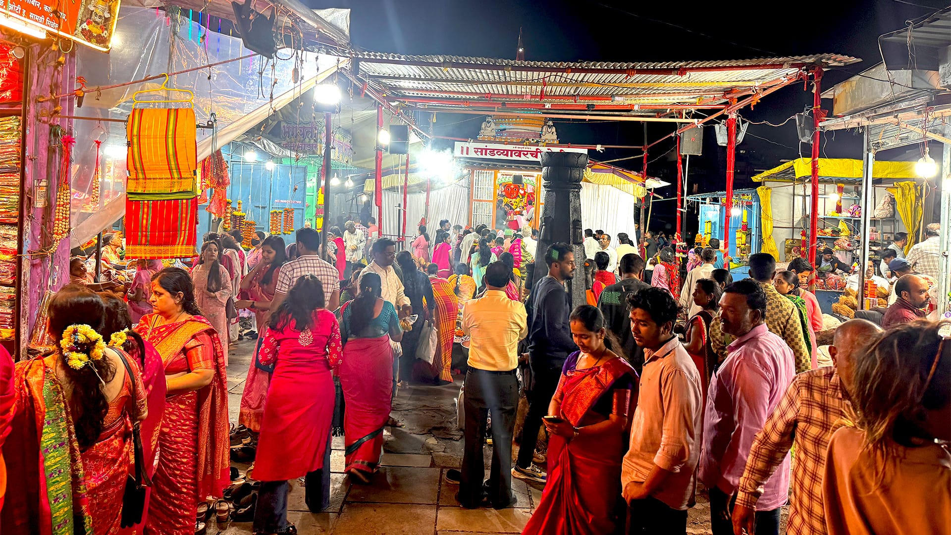 Navratri 2025 date images colours wishes Maa Durga Nashik