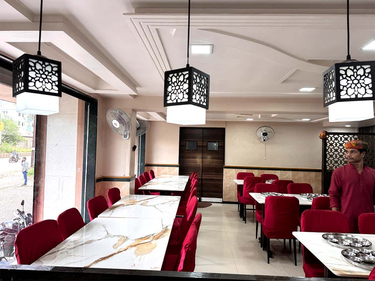 Dwarkadhish Thali Nashik 2025 Unlimited Veg Restaurant Images