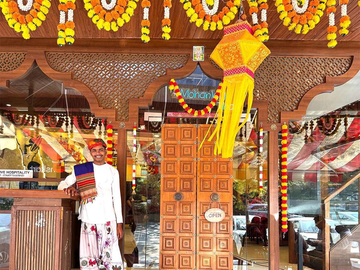 Mohanlal ji Premium Veg Thali Restaurant Nashik 2025 Images