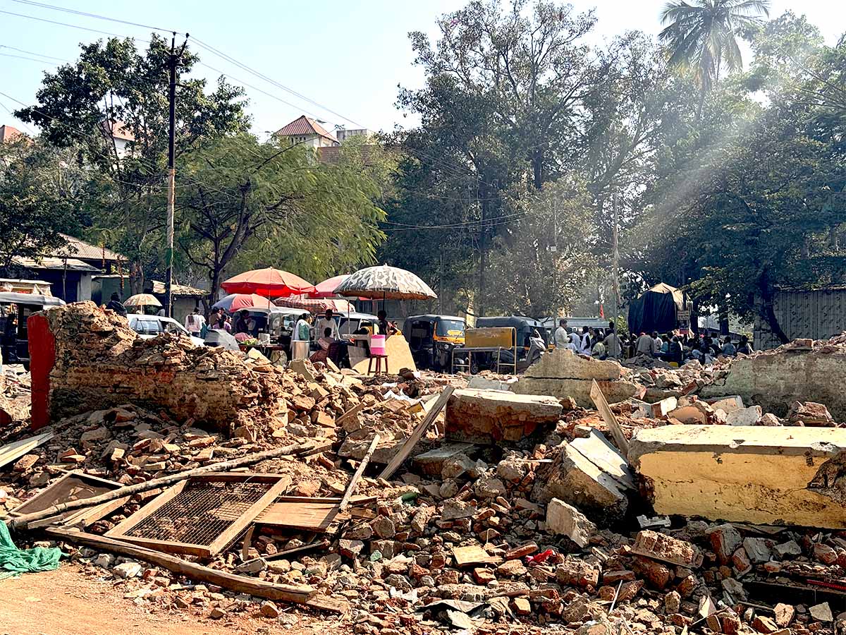 Nashik News Demolition Near Kalaram Temple as Ram Kal Path Project Progresses in Panchavati Nashik Images 2