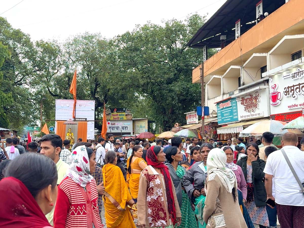 Trimbakeshwar Shiva Temple Jyotirlinga Mandir Nashik Maharashtra Photos
