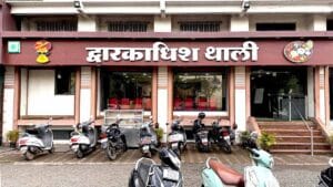 Dwarkadhish Veg Thali Nashik Restaurant Review Featured Image New