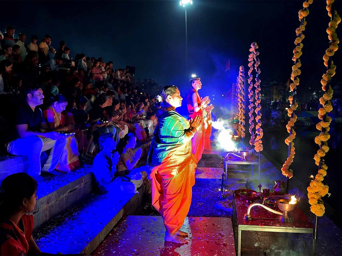 Ganga Godavari Aarti at Ramkund Nashik