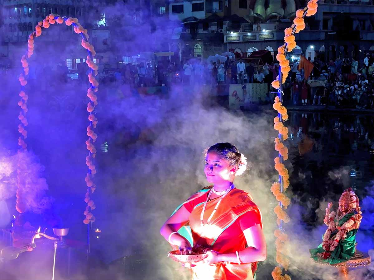 Ganga Godavari Aarti at Ramkund Nashik