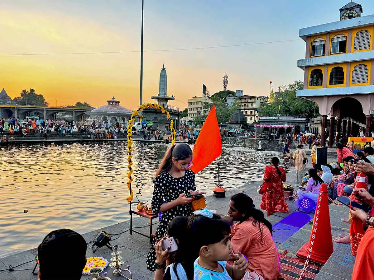 Ramkund Nashik Godavari Ghat Panchavati Tirthsthan