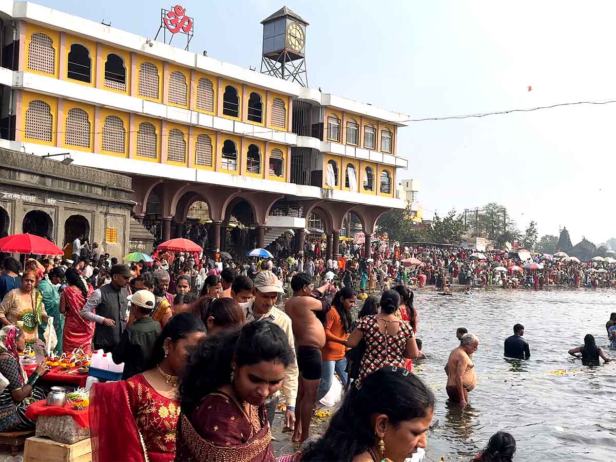 Ramkund Nashik Godavari Ghat Photos