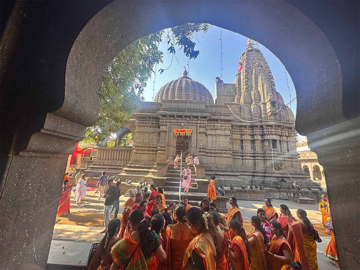 Devotees visit Kalaram Mandir Nashik during Vasant Navratri